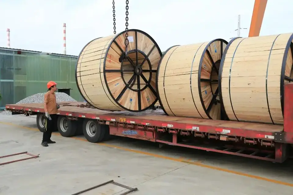 Cable Reel Lifting